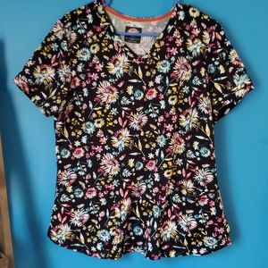 Nursing scrub Top